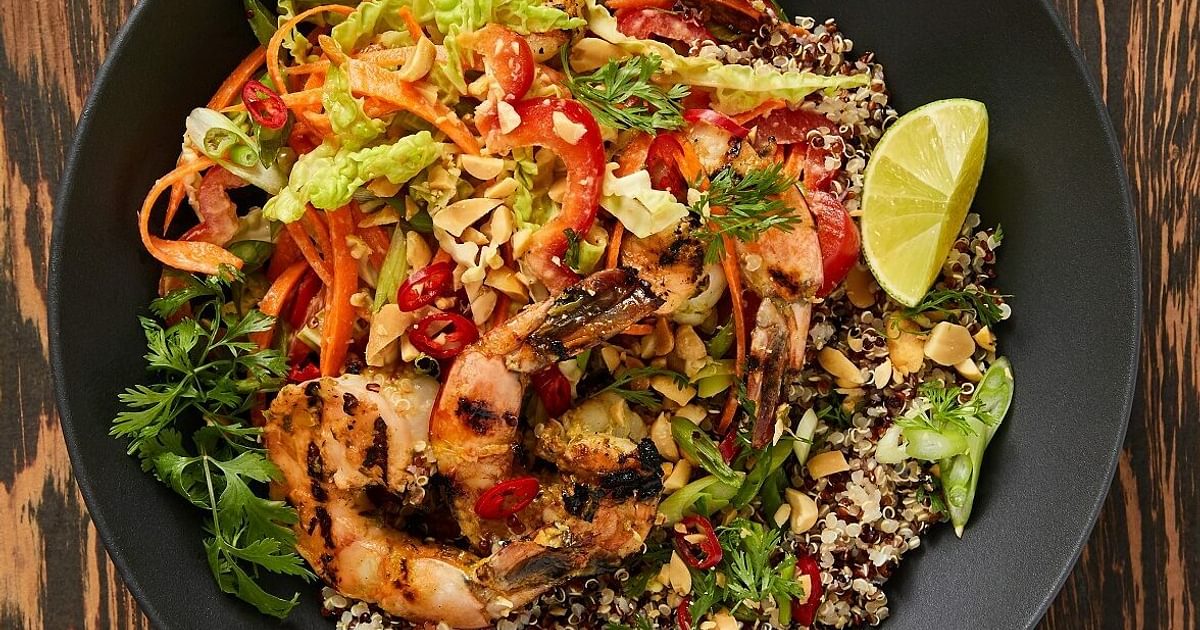 Quinoa Bowl Recipe With Jerk Shrimp and Thai Slaw | RiceSelect®